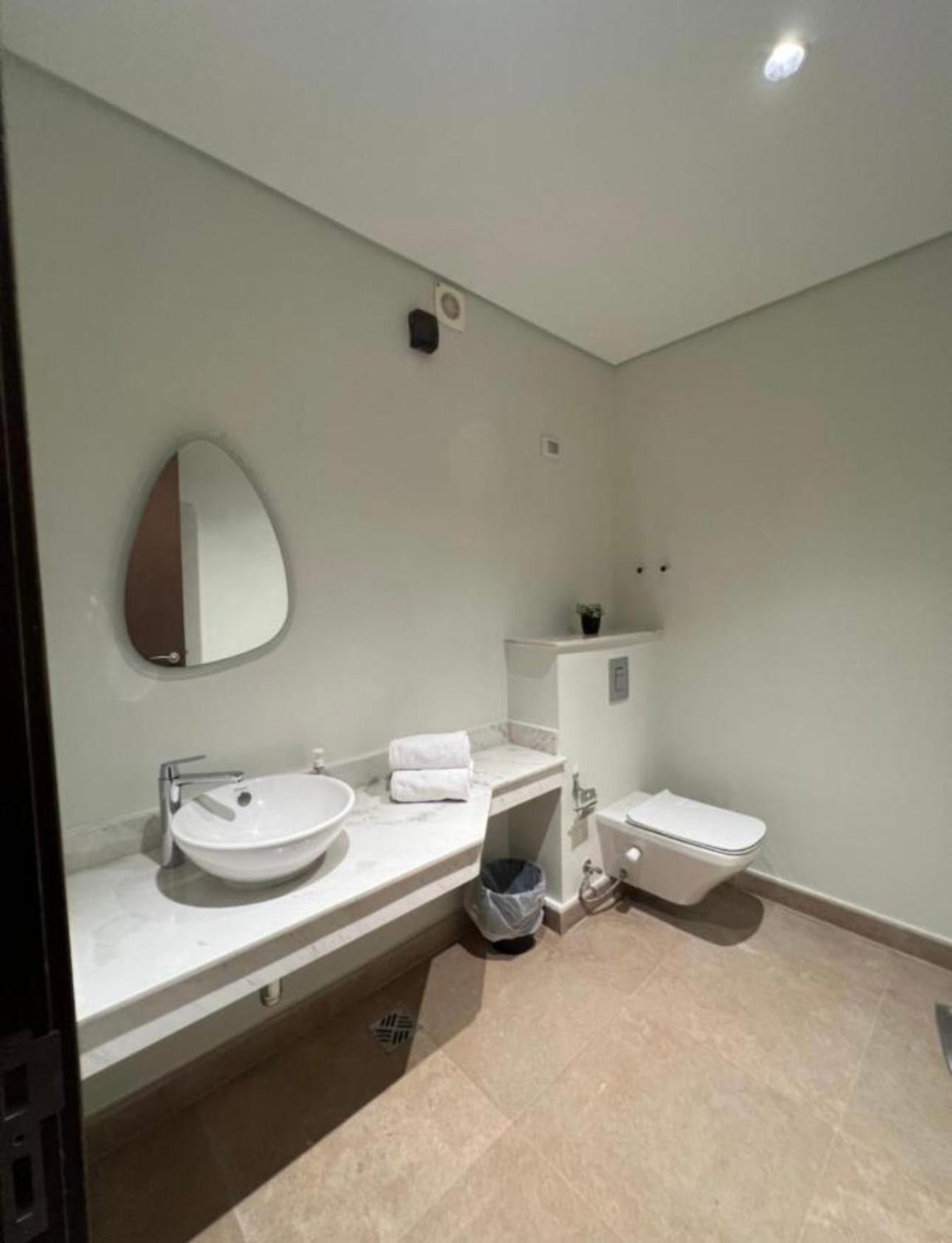 Avva Apartment
