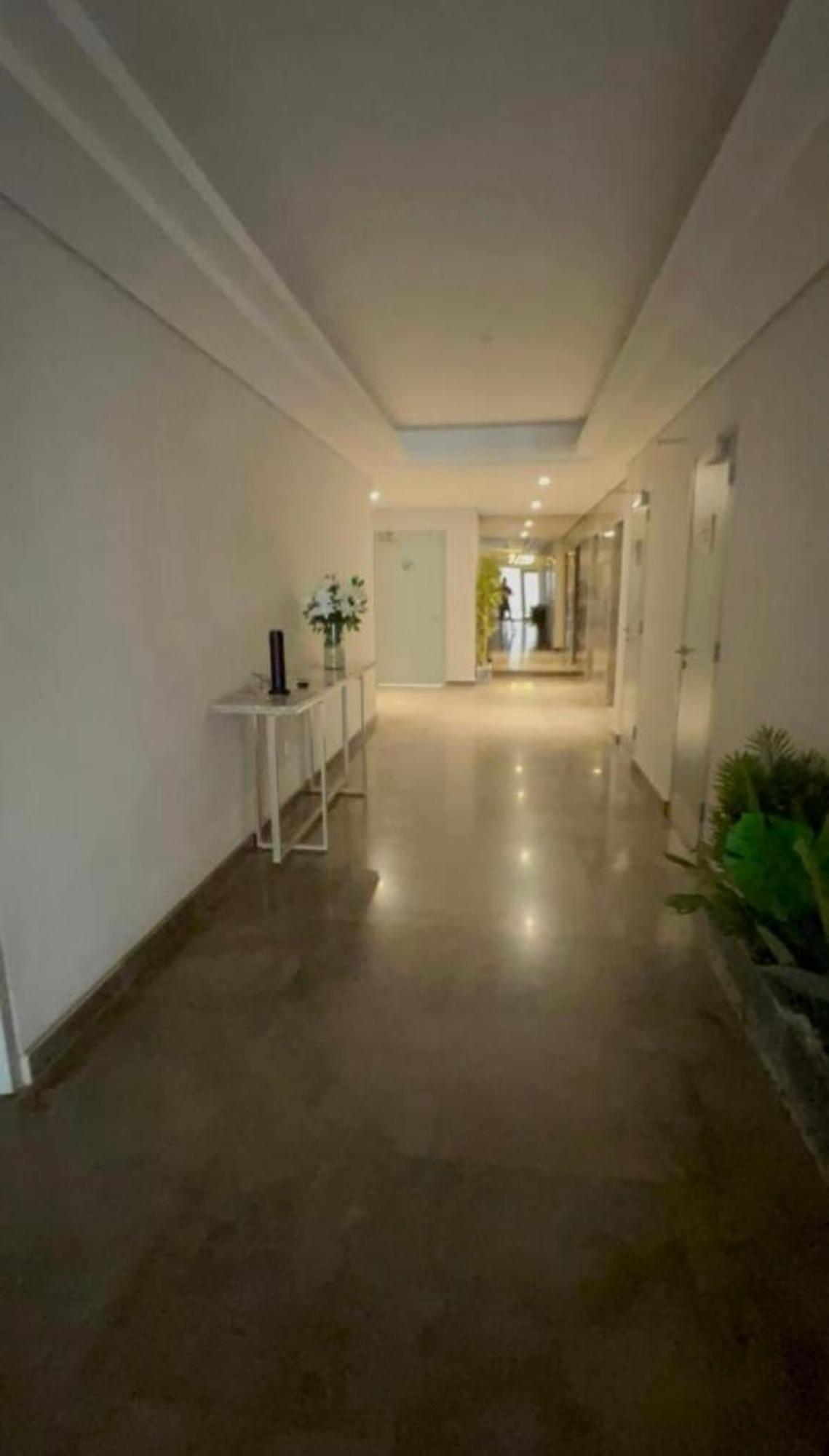 Avva Cairo
